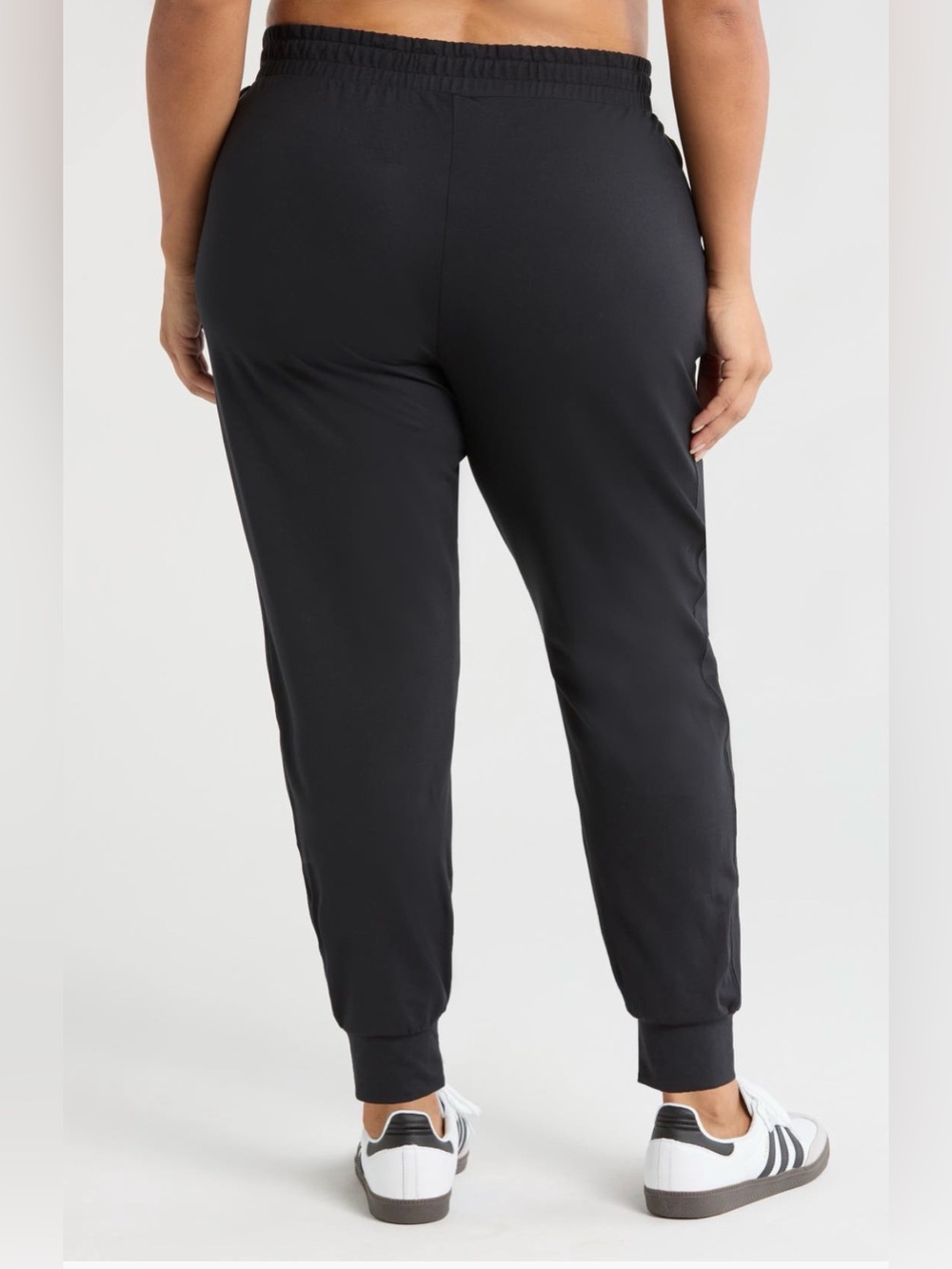 Zella Move In Pocket Joggers - Picture 2 of 10